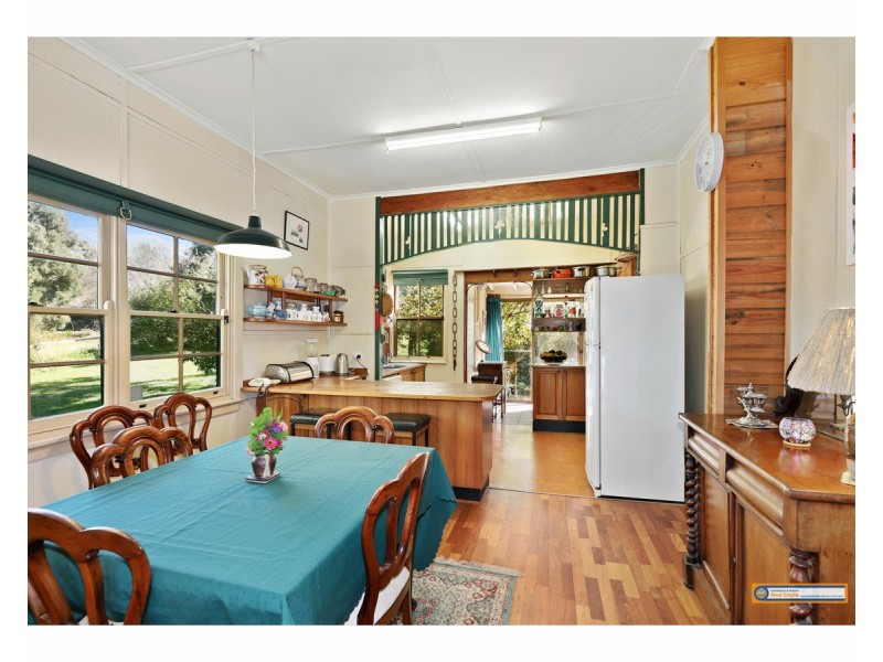 40 Sattlers Road, Armidale NSW 2350