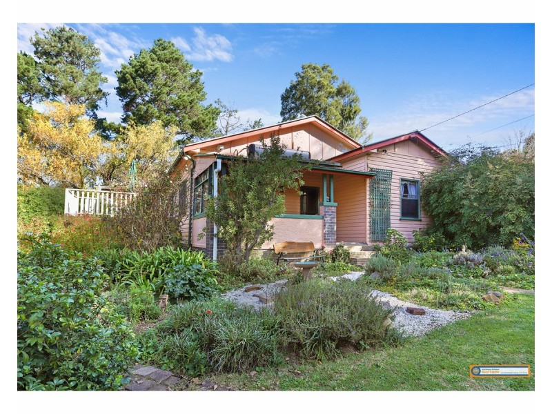 40 Sattlers Road, Armidale NSW 2350