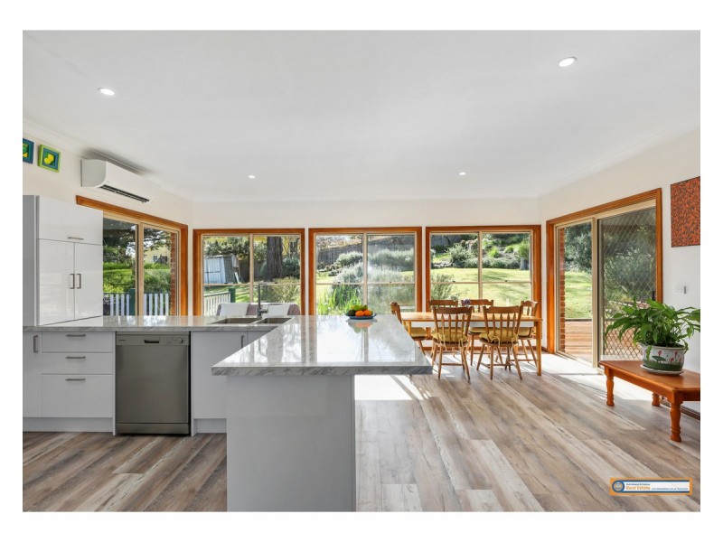 27 Ash Tree Drive, Armidale NSW 2350