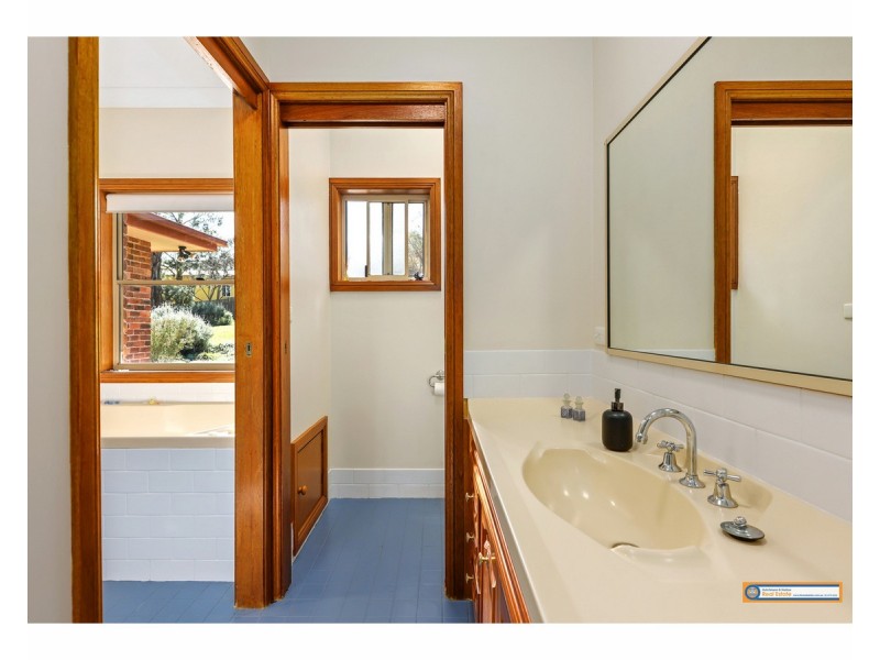 27 Ash Tree Drive, Armidale NSW 2350