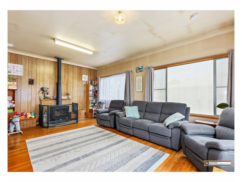 8 Shambrook Avenue, Armidale NSW 2350