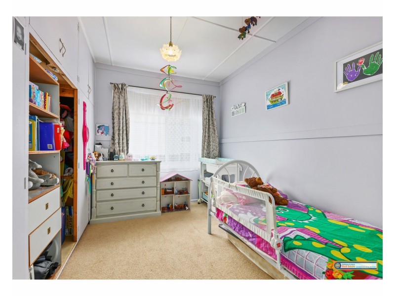 8 Shambrook Avenue, Armidale NSW 2350