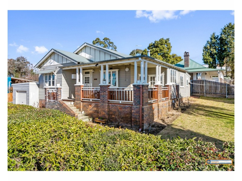 106 Mossman Street, Armidale NSW 2350