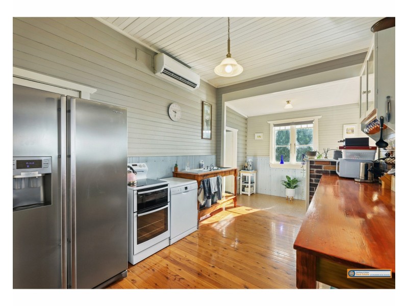 106 Mossman Street, Armidale NSW 2350