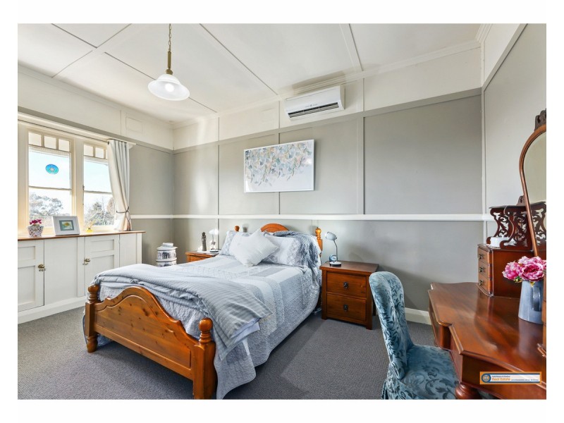 106 Mossman Street, Armidale NSW 2350