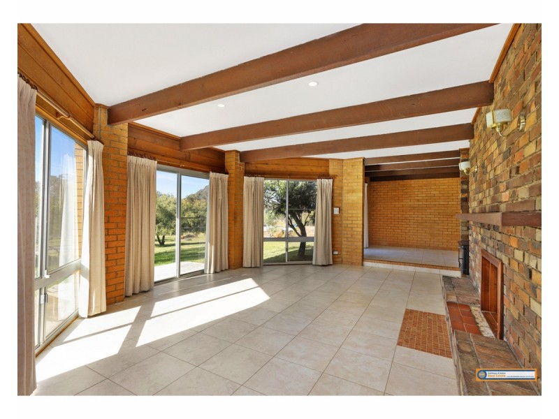 24 Invergowrie Road, Armidale NSW 2350