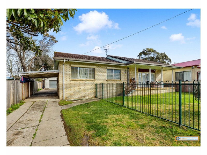 82 Taylor Street, Armidale NSW 2350