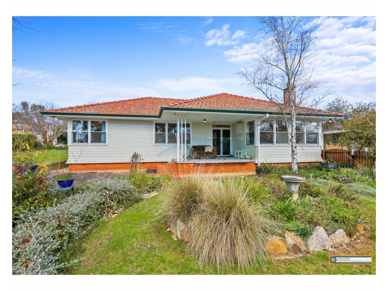 122 Mann Street, Armidale NSW 2350