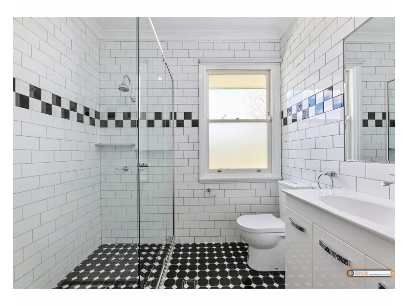 122 Mann Street, Armidale NSW 2350