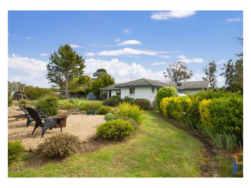 2 Old Gostwyck Road, Armidale NSW 2350