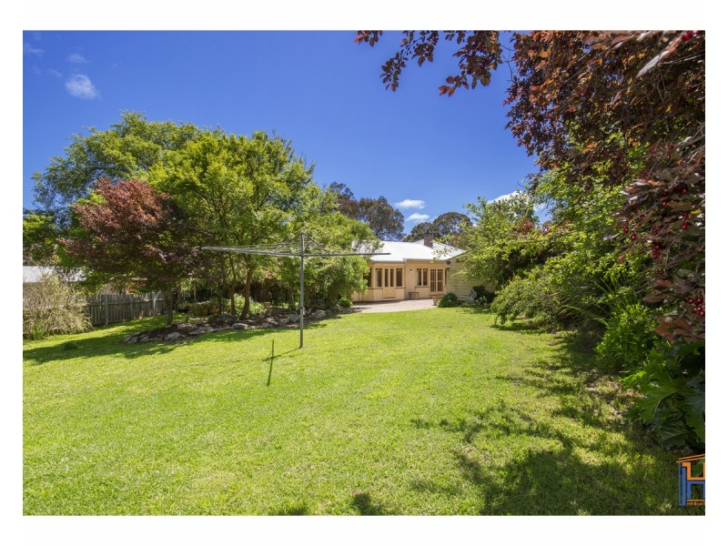 156 Mann Street, Armidale NSW 2350