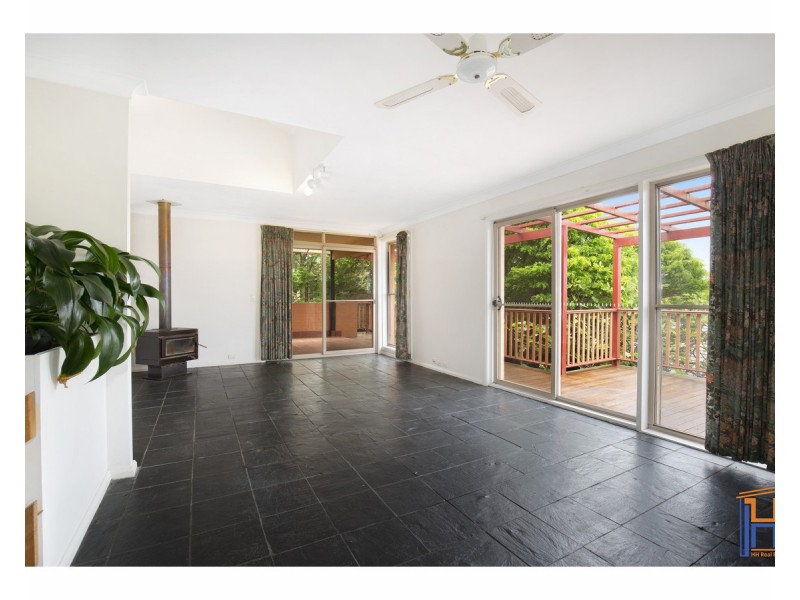 7 Yallambee Avenue, Armidale NSW 2350