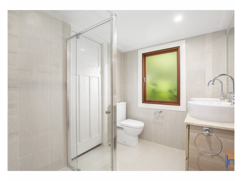 220 Markham Street, Armidale NSW 2350