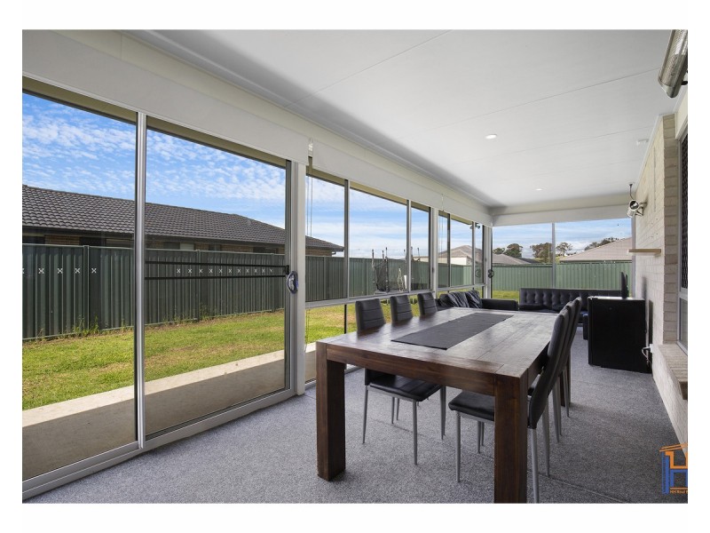 20 Lara Avenue, Armidale NSW 2350