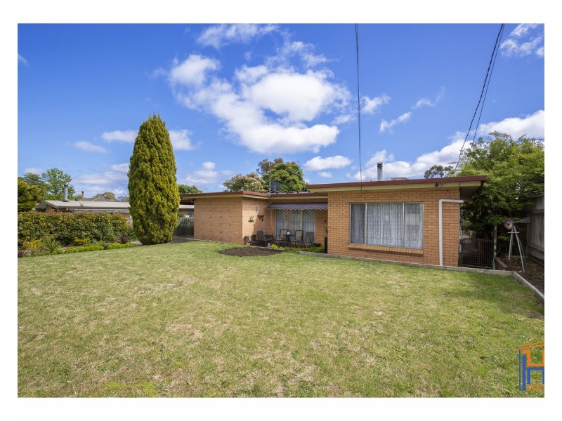 9 Kuranda Avenue, Armidale NSW 2350