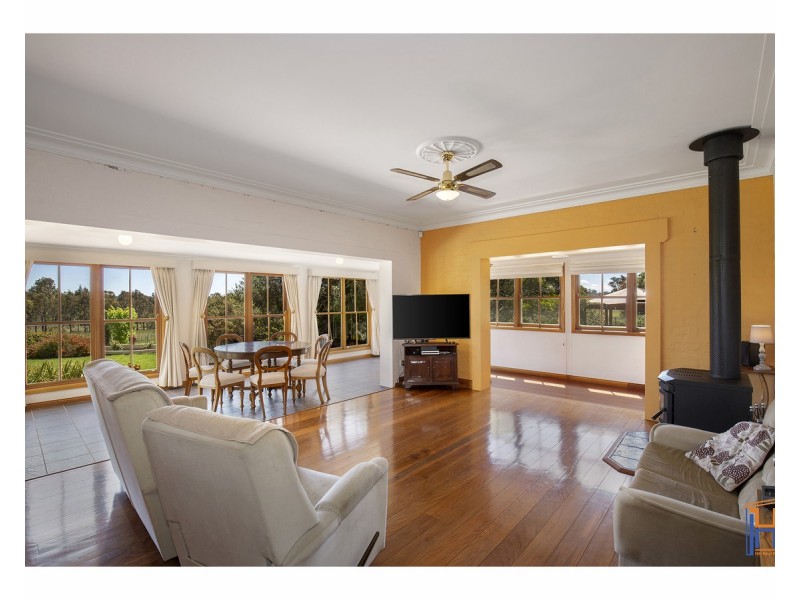 50 Amble Road, Armidale NSW 2350