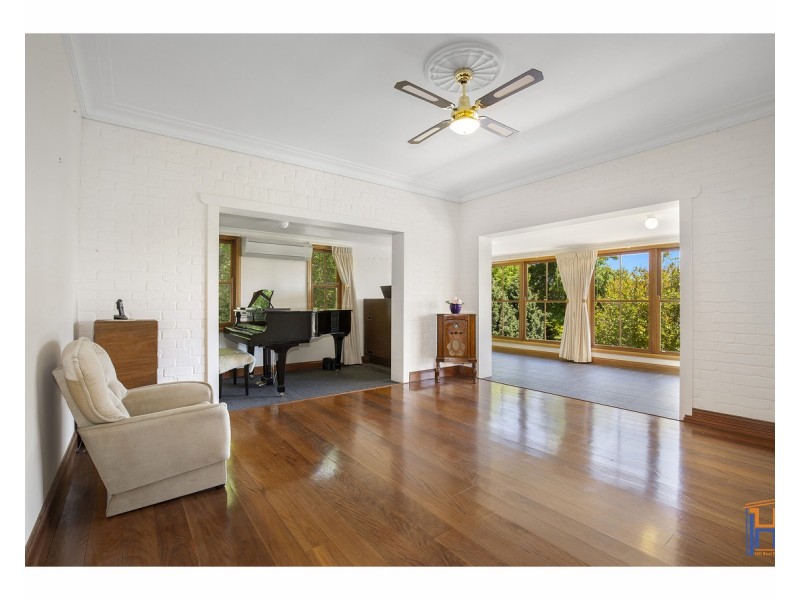 50 Amble Road, Armidale NSW 2350