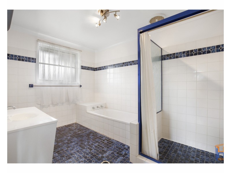 35 Penfold Place, Armidale NSW 2350