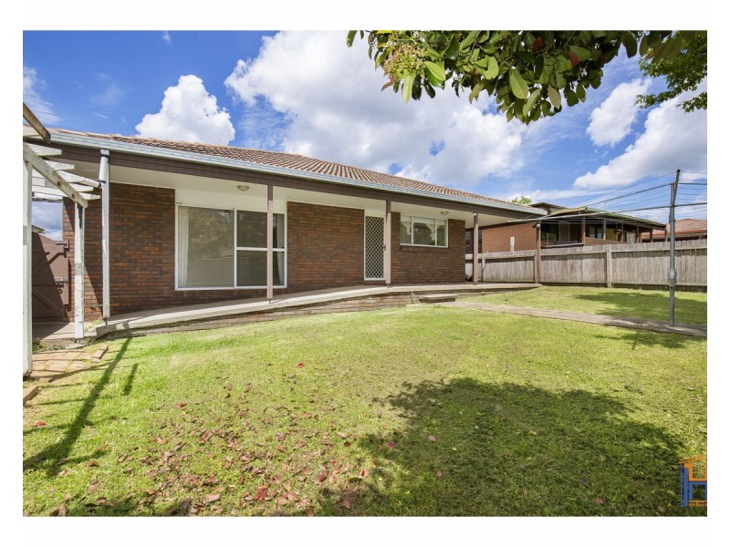 35 Penfold Place, Armidale NSW 2350