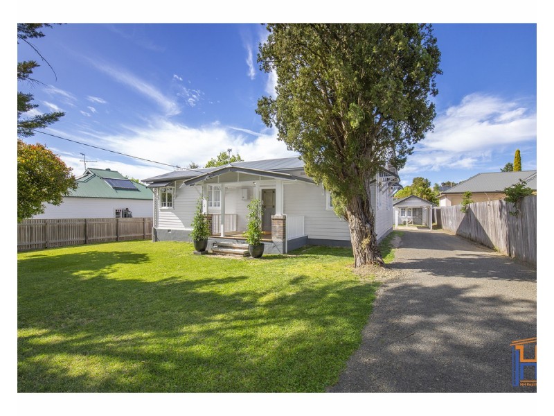 90 Mann Street, Armidale NSW 2350