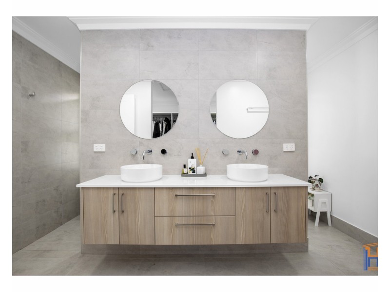 9 Chestnut Avenue, Armidale NSW 2350