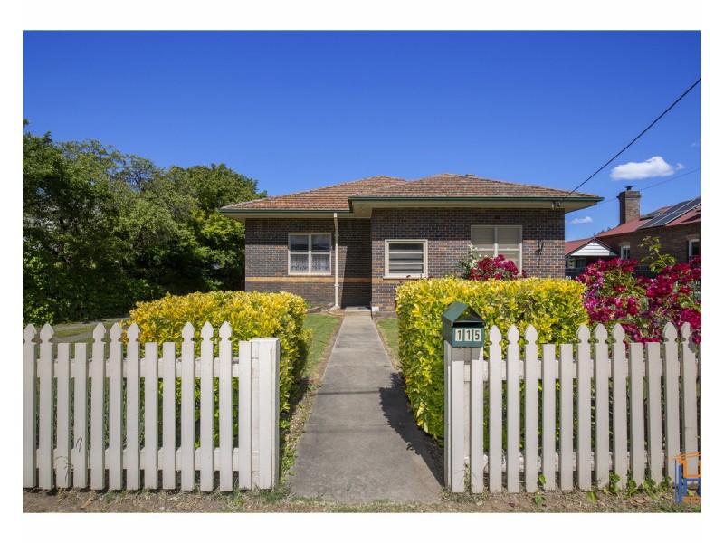 115 Butler Street, Armidale NSW 2350