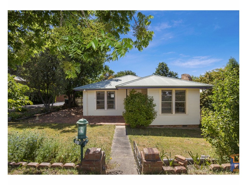 31 Faulkner Street, Armidale NSW 2350
