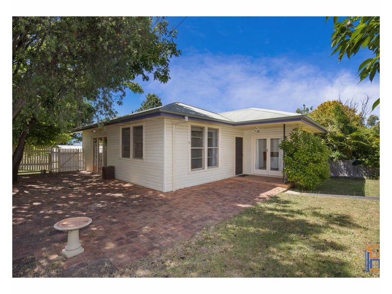 31 Faulkner Street, Armidale NSW 2350