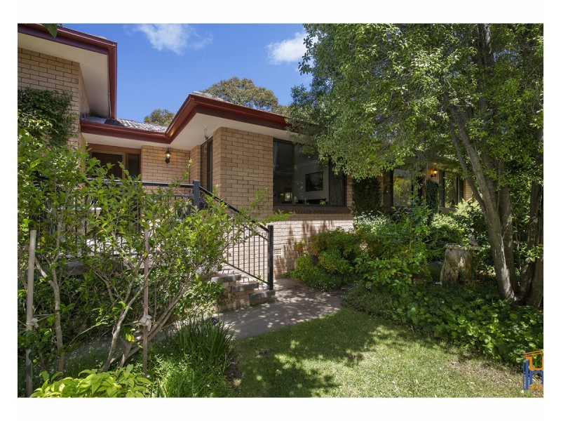 8 Worrell Place, Armidale NSW 2350