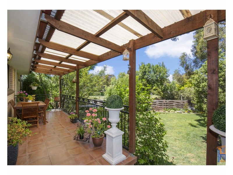 8 Worrell Place, Armidale NSW 2350