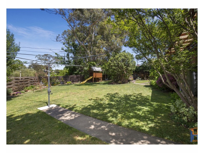 8 Worrell Place, Armidale NSW 2350