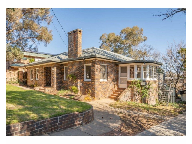 154 Dangar Street, Armidale NSW 2350