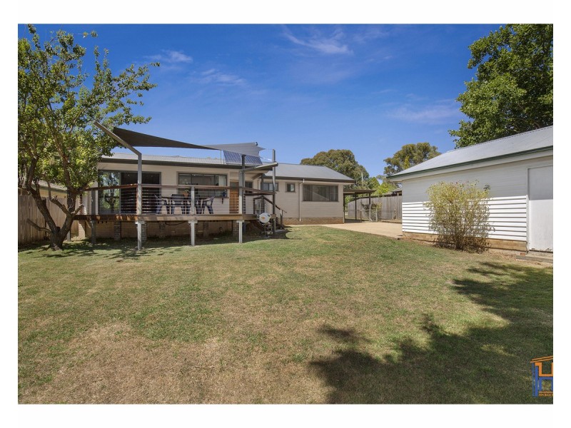 9 Bowman Avenue, Armidale NSW 2350