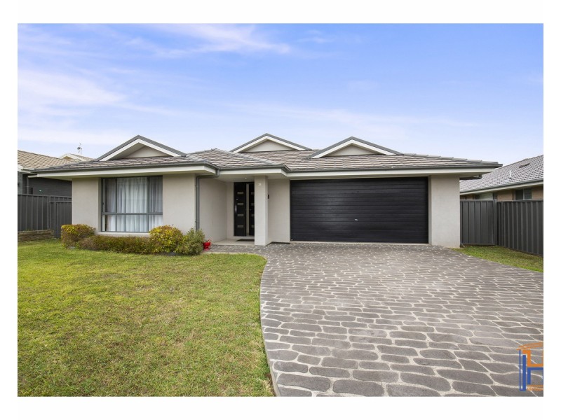 38 Albion Close, Armidale NSW 2350