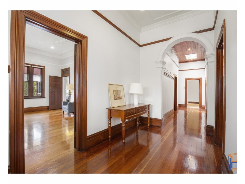 157 Faulkner Street, Armidale NSW 2350