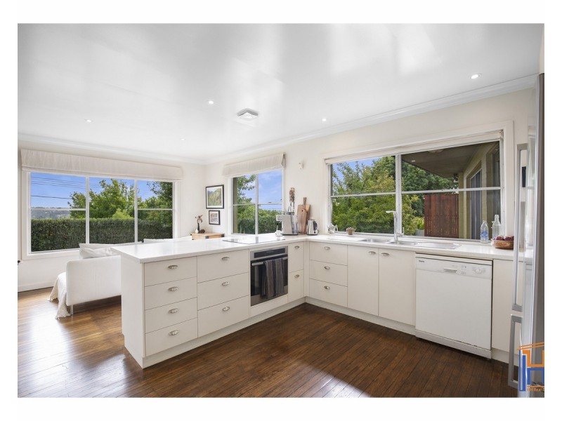 52 Garibaldi Street, Armidale NSW 2350