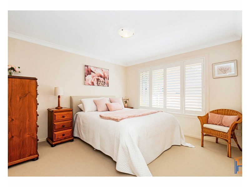 1/34 Golden Grove, Armidale NSW 2350