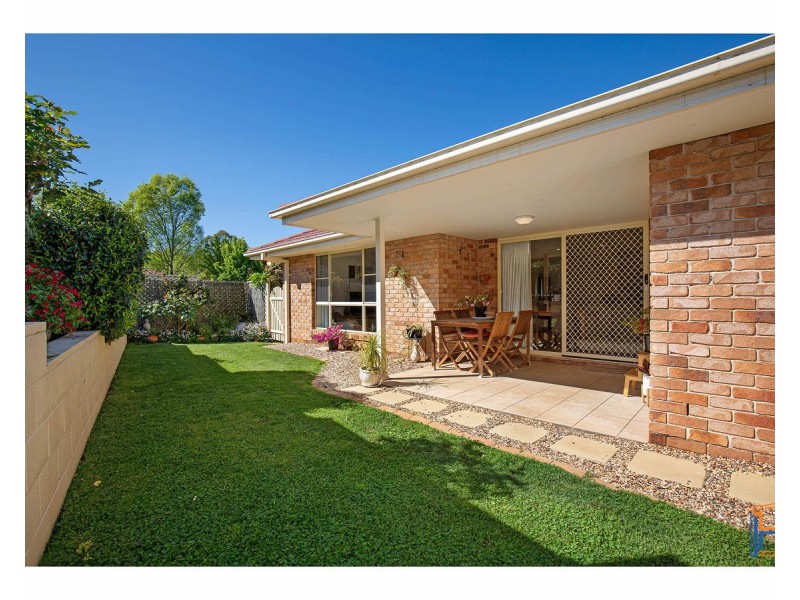 1/34 Golden Grove, Armidale NSW 2350