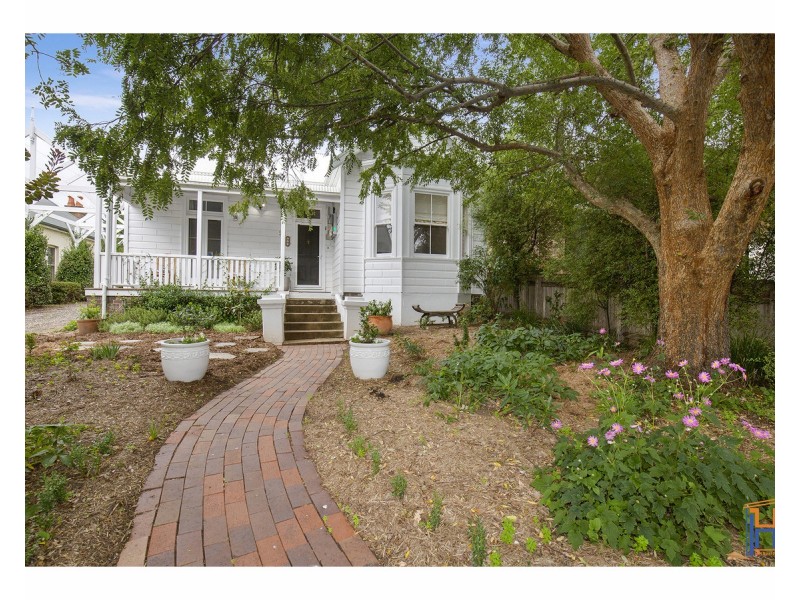 92 Brown Street, Armidale NSW 2350