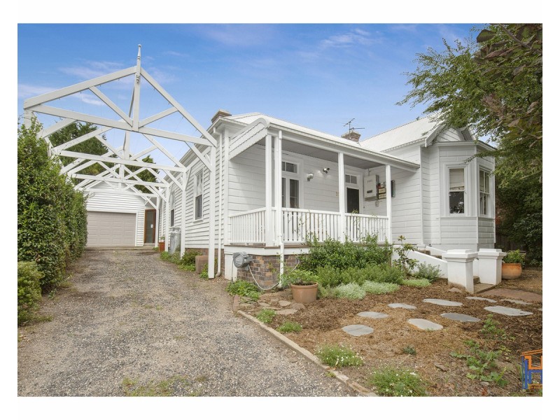 92 Brown Street, Armidale NSW 2350
