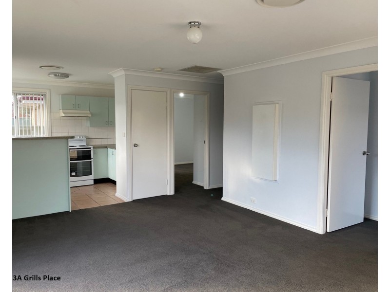 13a Grills Place, Armidale NSW 2350