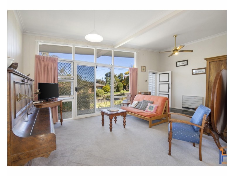 25 Wilson Avenue, Armidale NSW 2350