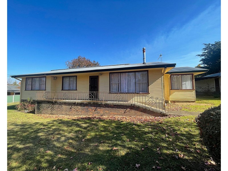 34 Martin Street, Armidale NSW 2350