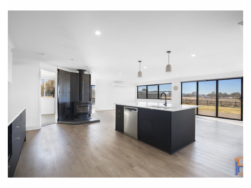 32 Marble Hill Road, Armidale NSW 2350