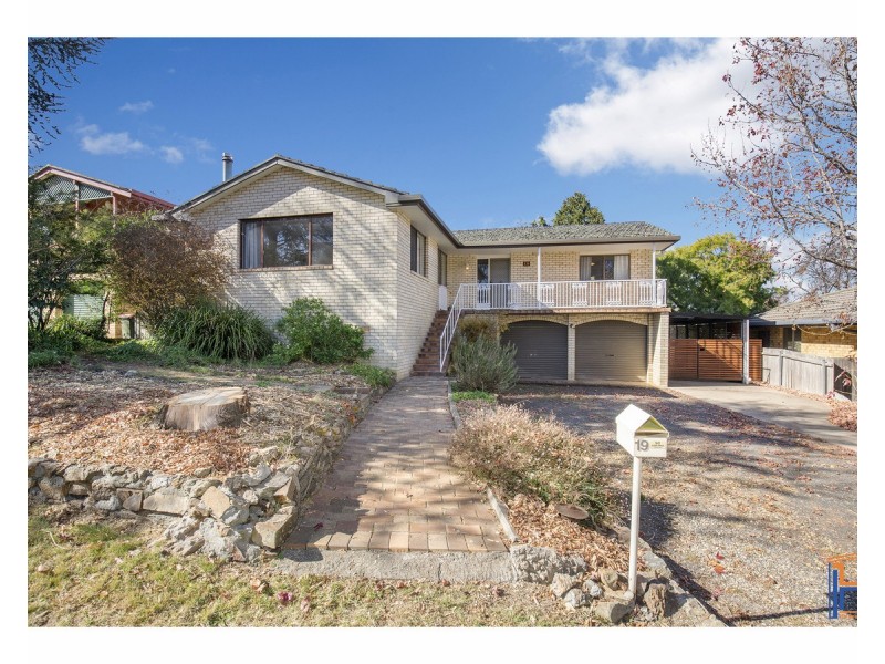 19 Werrina Crescent, Armidale NSW 2350
