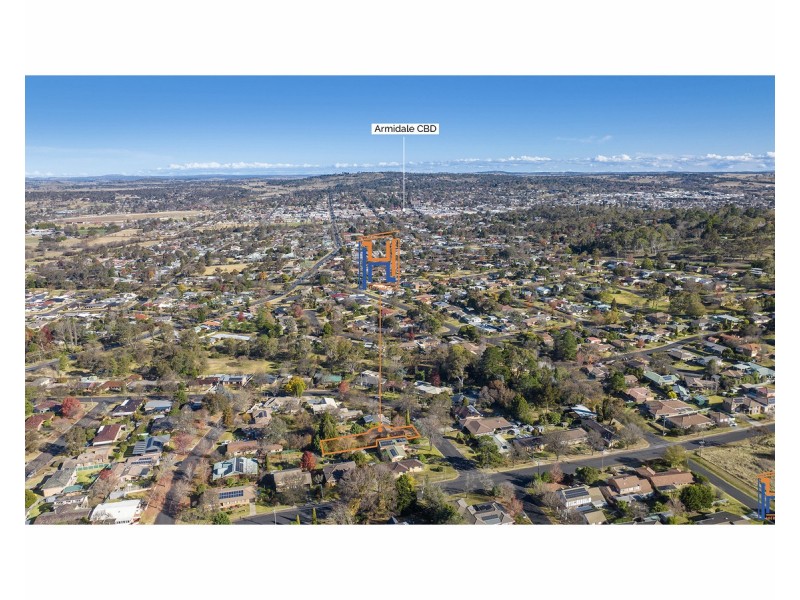 19 Werrina Crescent, Armidale NSW 2350