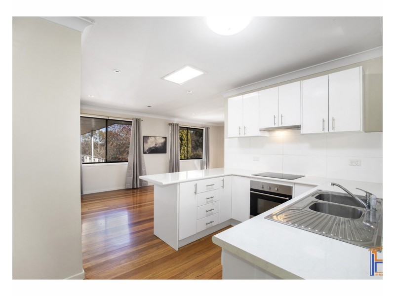 19 Werrina Crescent, Armidale NSW 2350