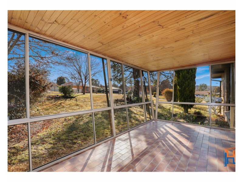 11 Douglas Street, Armidale NSW 2350