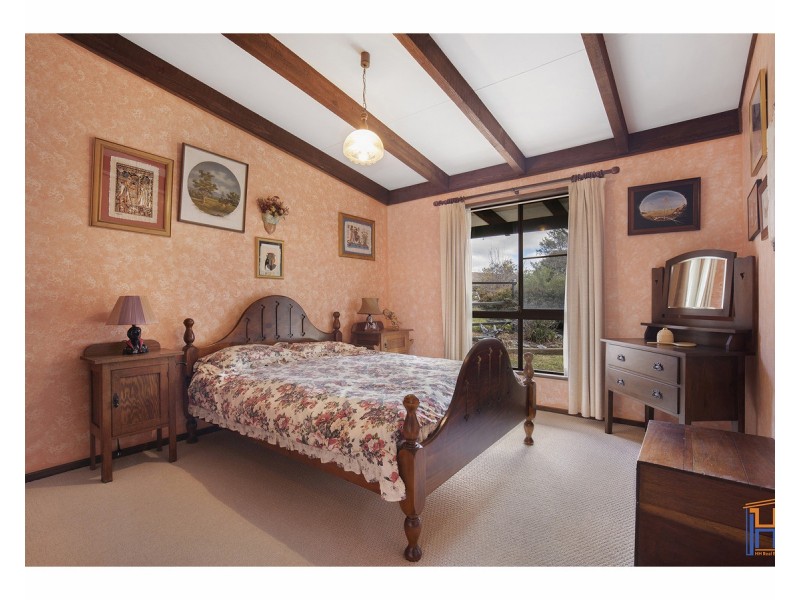 12 Cynthia Crescent, Armidale NSW 2350