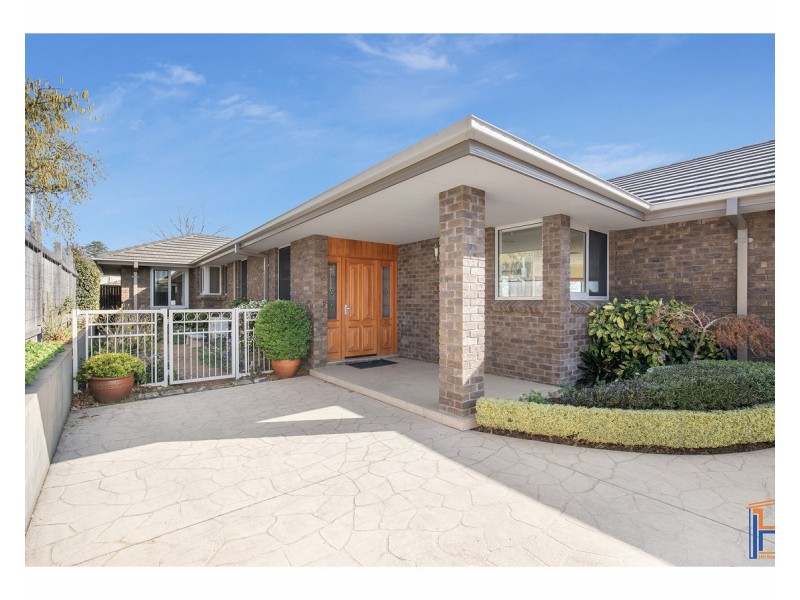 2/178 Marsh Street, Armidale NSW 2350